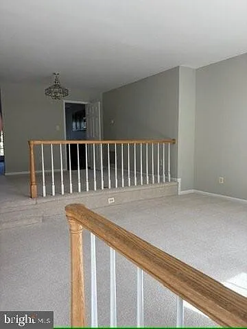 5142 Woodford Dr — Photo 11
