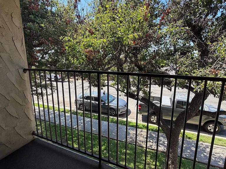 153 Brightwood Ave #E — Photo 9