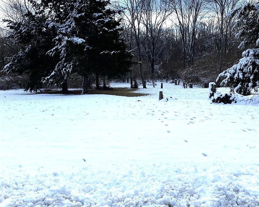 1st image of 0 Winchester Dr