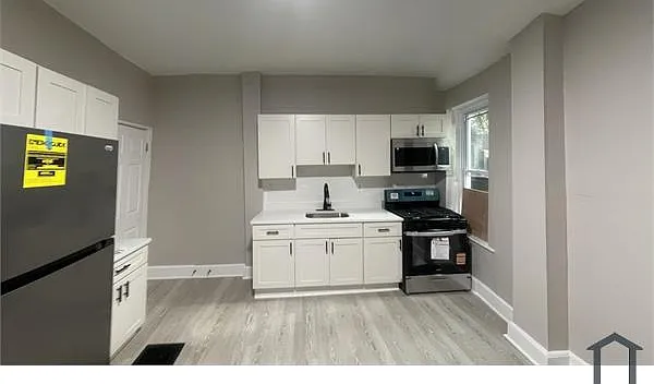 6152 Glenmore Ave — Photo 5