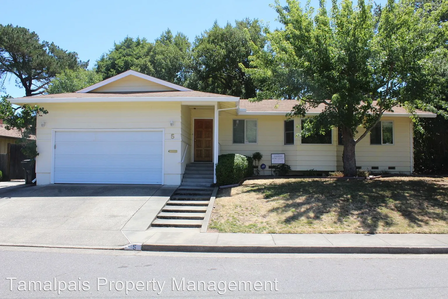 5 Tyler St photo 1