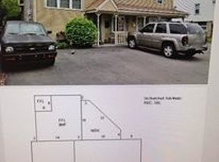 143 Cleveland St, West Warwick, RI 02893