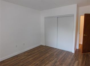 1000 Lexington St APT 17, Waltham, MA 02452
