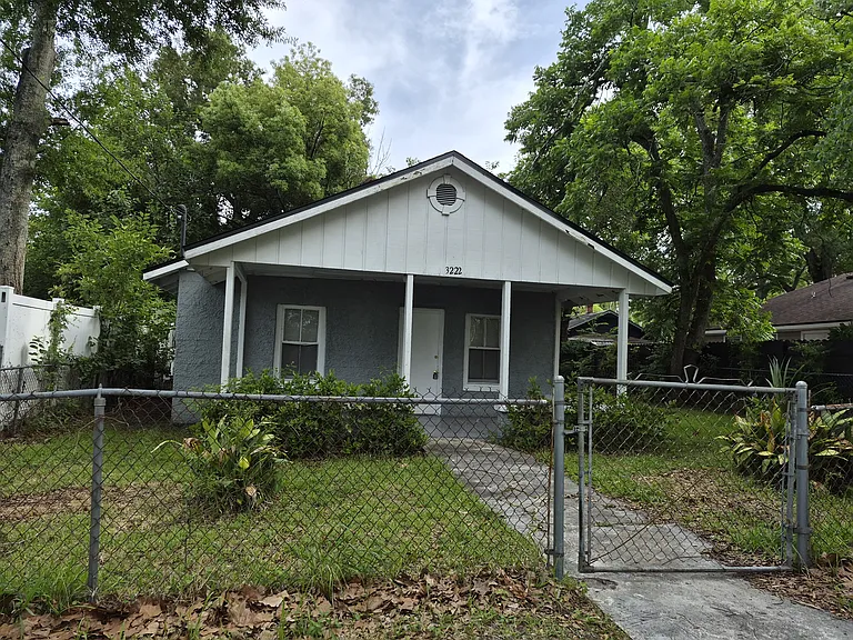 3222 Warrington St — Photo 15