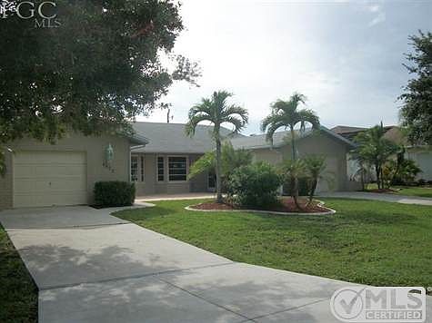 1st image of 4826 SW 23rd Ave