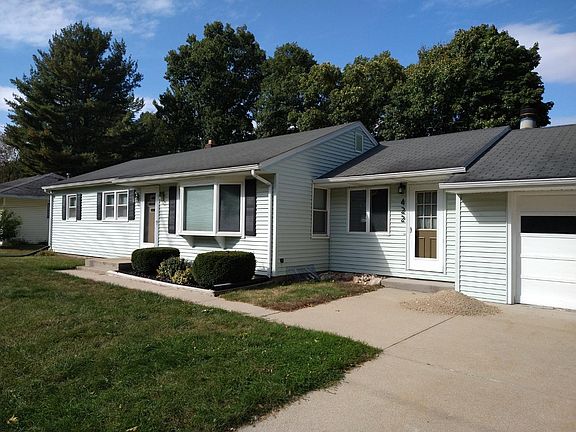 2nd image of 422 W Melody Ave