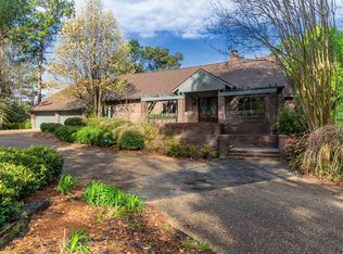 115 Lake Shore Dr, Hattiesburg, MS 39402