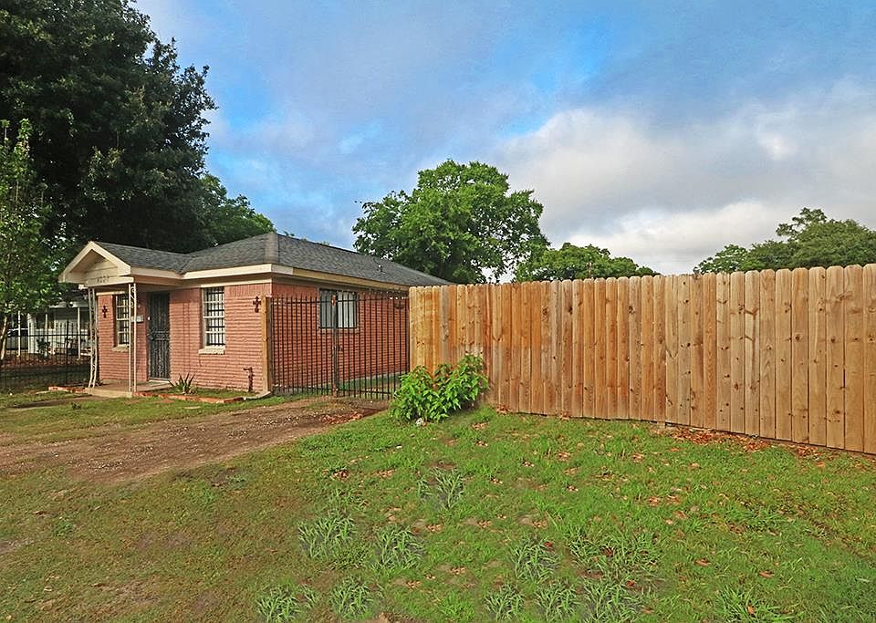 1st image of 4208 Europa St