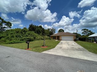 456 15th Pl SW, Vero Beach, FL 32962