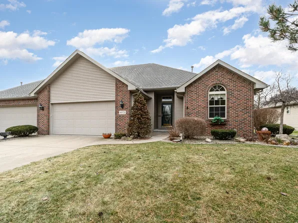 4072 Creekwood Cir, Bay City, MI 48706
