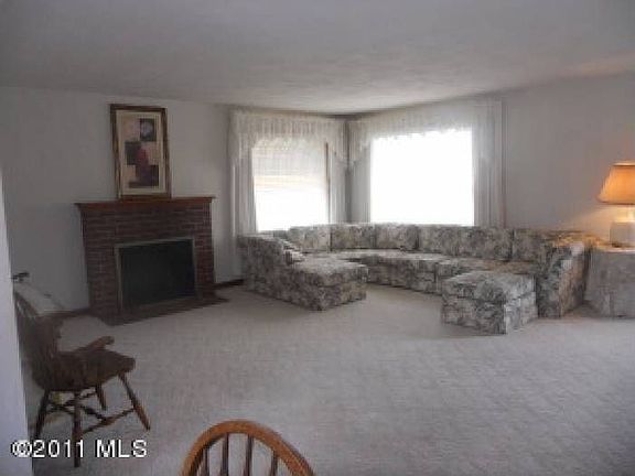 spacious living room