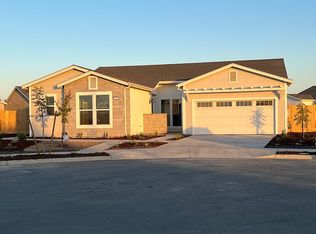 3702 N Clay St, Visalia, CA 93291