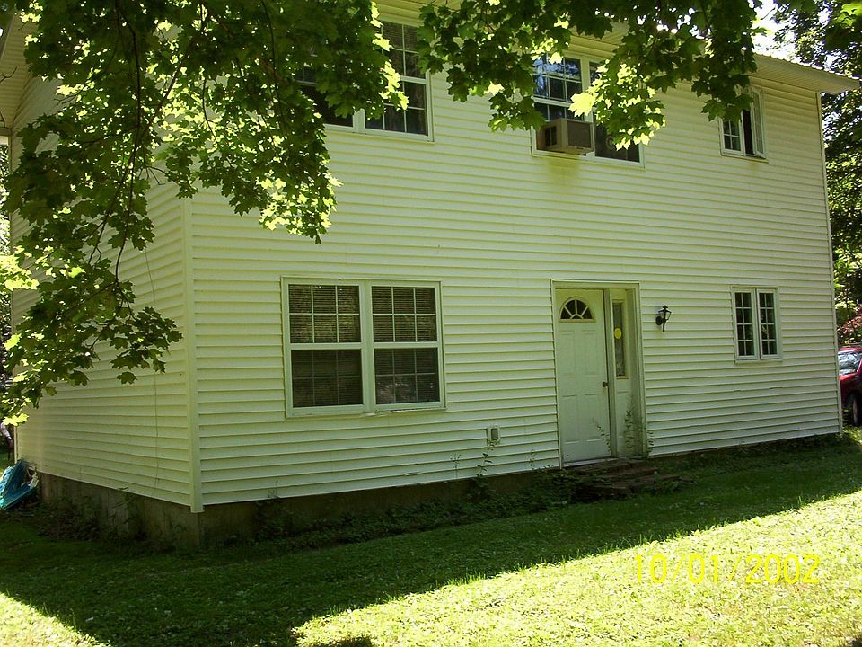 2 Family Home in booming Saratoga County