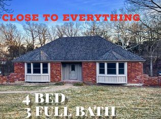 3029 Oak Valley Dr, Jefferson City, MO 65109