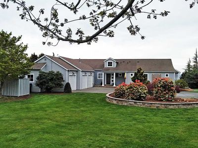 98 Glacier Peak Dr, Camano Island, WA, 98282