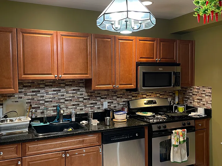 1005 Morning Glory Dr — Photo 4