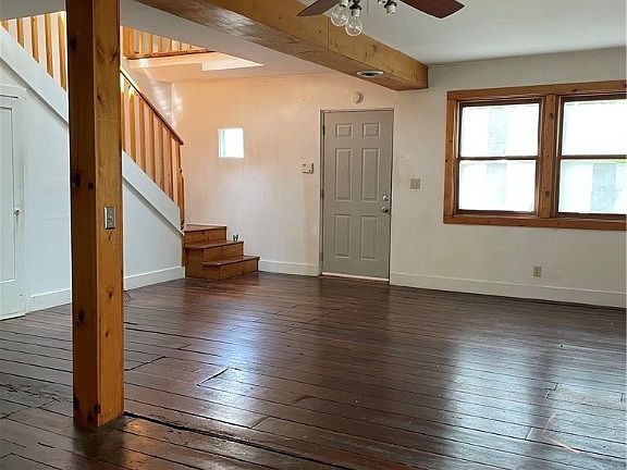 3rd image of 1695 Bradford Ave