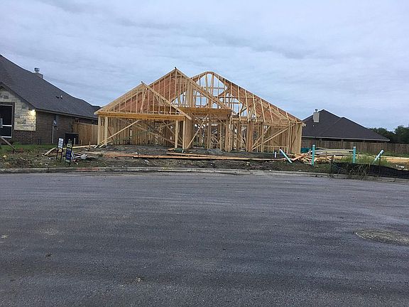 2nd image of 2508 Crystal Ann Dr