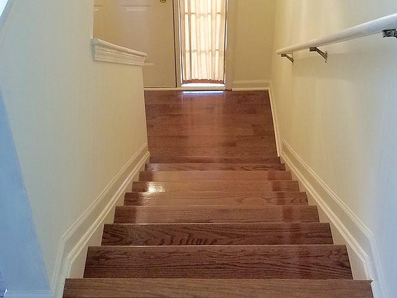 Main level to front door