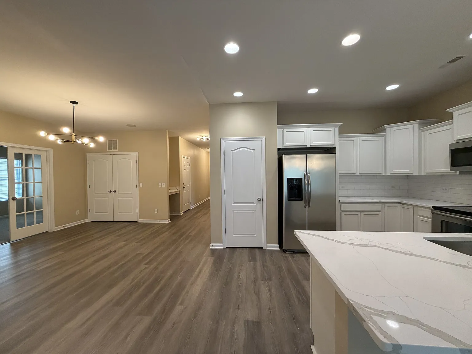 2805 South Devon Street - 1 — Photo 4