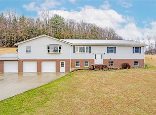 165 Albrights Lake Rd, Greensburg, PA 15601