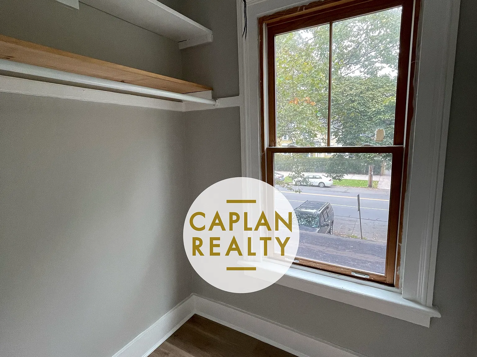 4 bed, 1600 sqft, $2,395 — Photo 4