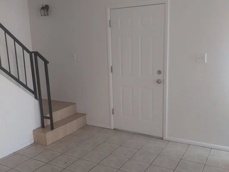 4709 E Jones Ave — Photo 26