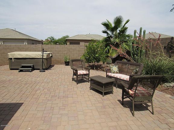 5th image of 43332 W Griffis Dr