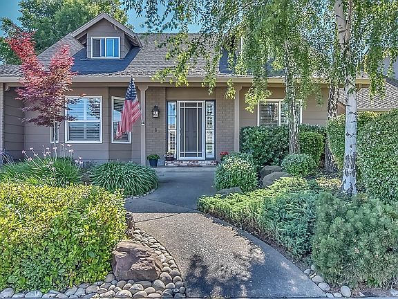 2nd image of 612 Nevins Dr