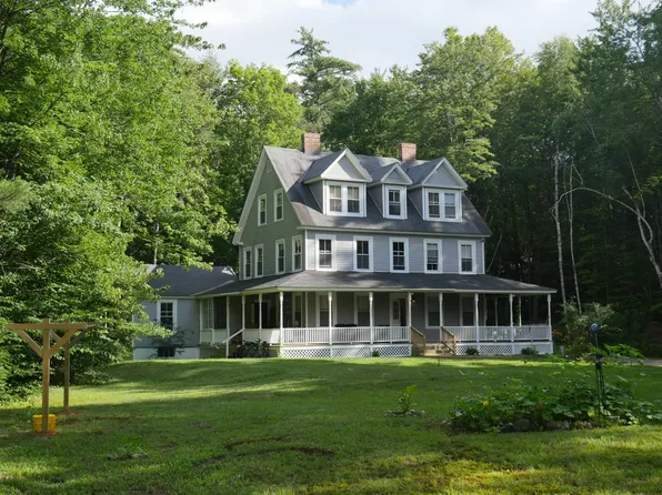 7 Philbrick Neighborhood Rd APT 1, Tamworth, NH 03886