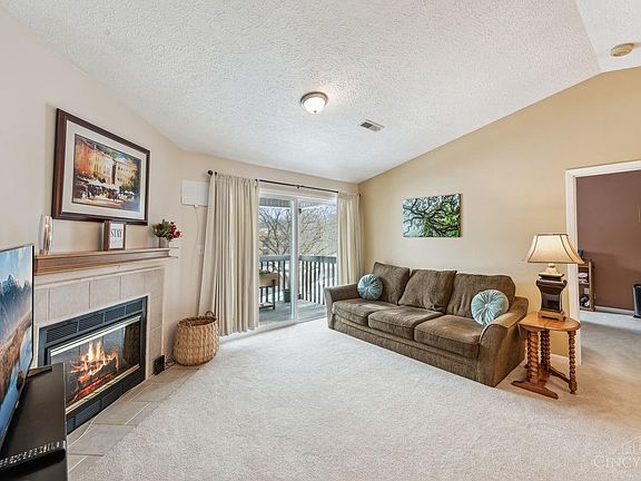 5th image of 5984 Meadowcreek Dr #12