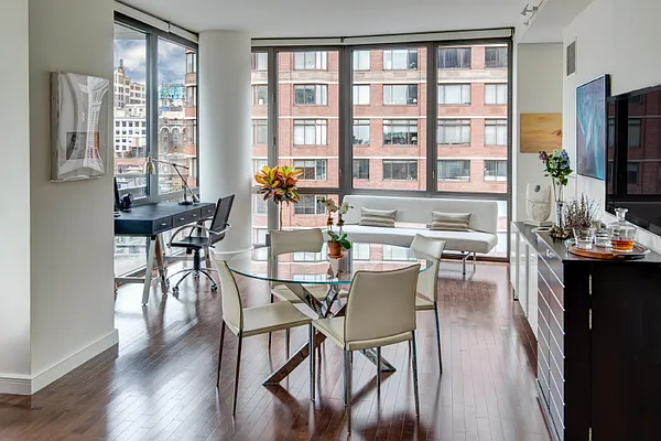 Sold by Compass | media 17