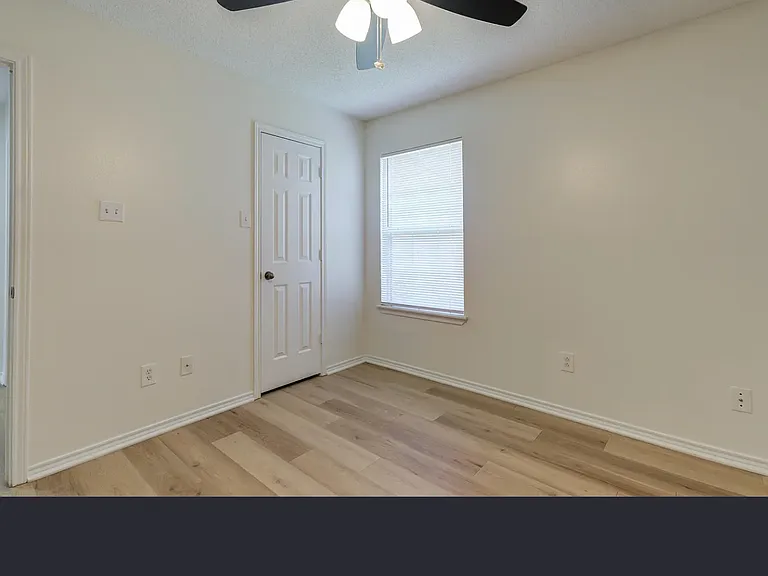 503 N Clinton Ave #B — Photo 19