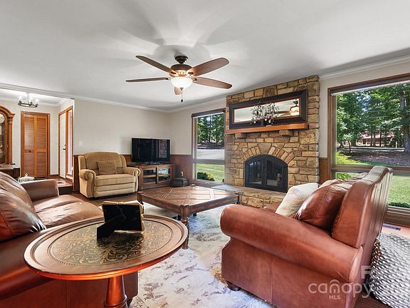 5th image of 152 Homeplace Ln
