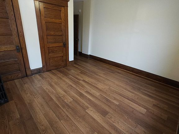 5th image of 404 N Centre St #5