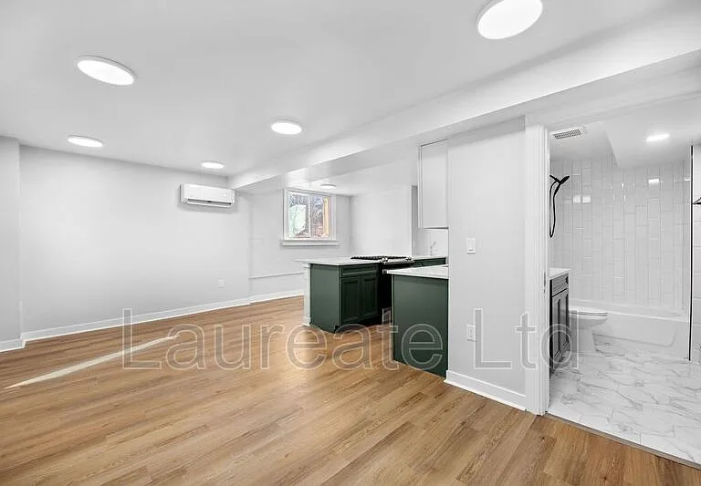 1663 N Gilpin St #2 — Photo 4