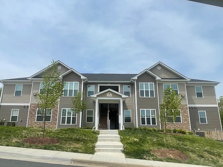 Meridian Bay Apartment Homes — Photo 6