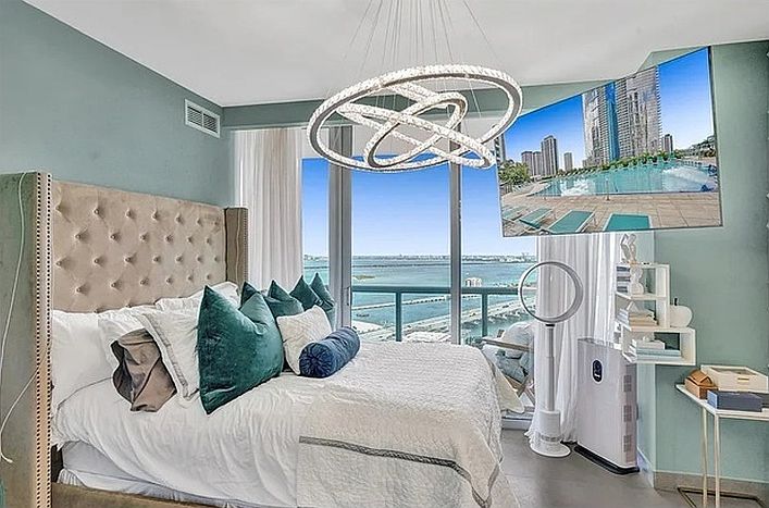 1st image of 887 Biscayne Blvd #3911