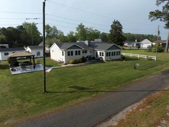 253 Potomac Shore Dr, Heathsville, VA 22473