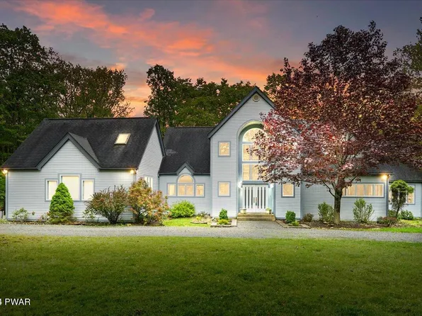 103 Willow Ln, Greentown, PA 18426