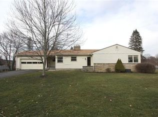 401 Hillcrest Dr, Mount Vernon, OH 43050