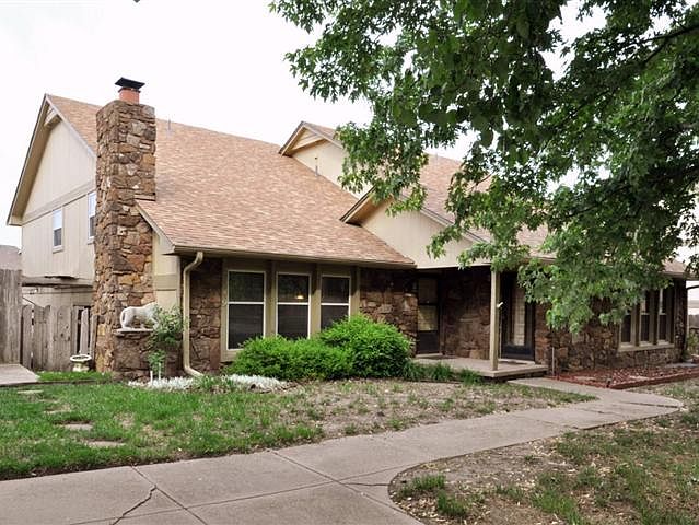 1st image of 2349 N Bramblewood St