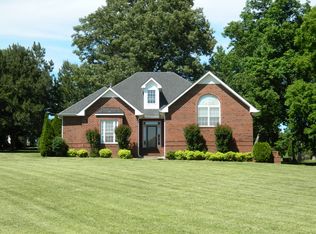 4911 Saint Andrew Ct, Clarksville, TN 37043