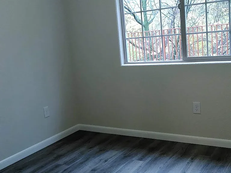 100B Jefferson St — Photo 9