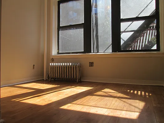 Rented by Mason Group LLC | media 8