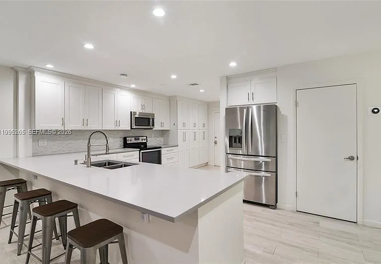 Bonnie Brae Way — Photo 1