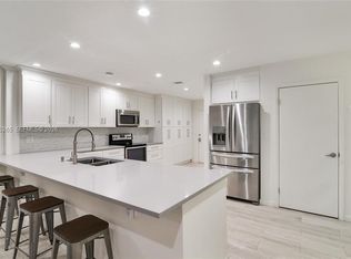 307 Bonnie Brae Way #26, Hollywood, FL 33021