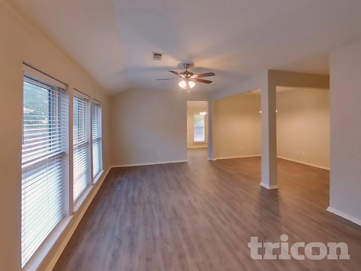 9333 Cynthia Court Fort Worth TX — Photo 4