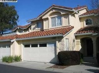 20028 Summercrest Dr, Castro Valley, CA 94552