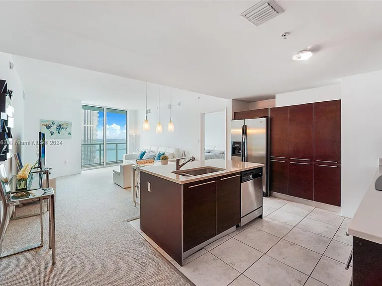 1900 N Bayshore Dr #3904 — Photo 21